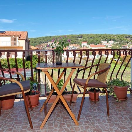 Apartments Draganic Jelsa  Dış mekan fotoğraf