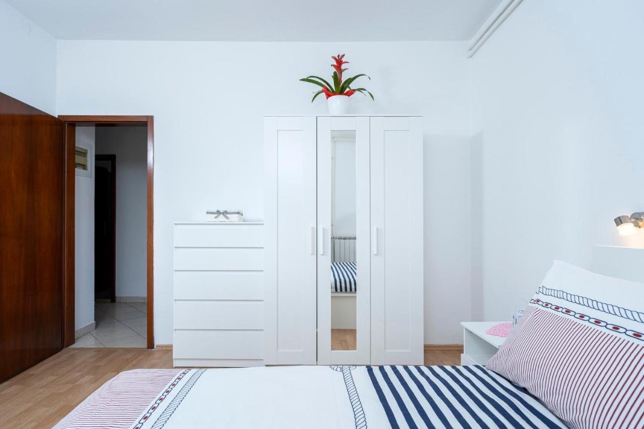Apartments Draganic Jelsa  Dış mekan fotoğraf