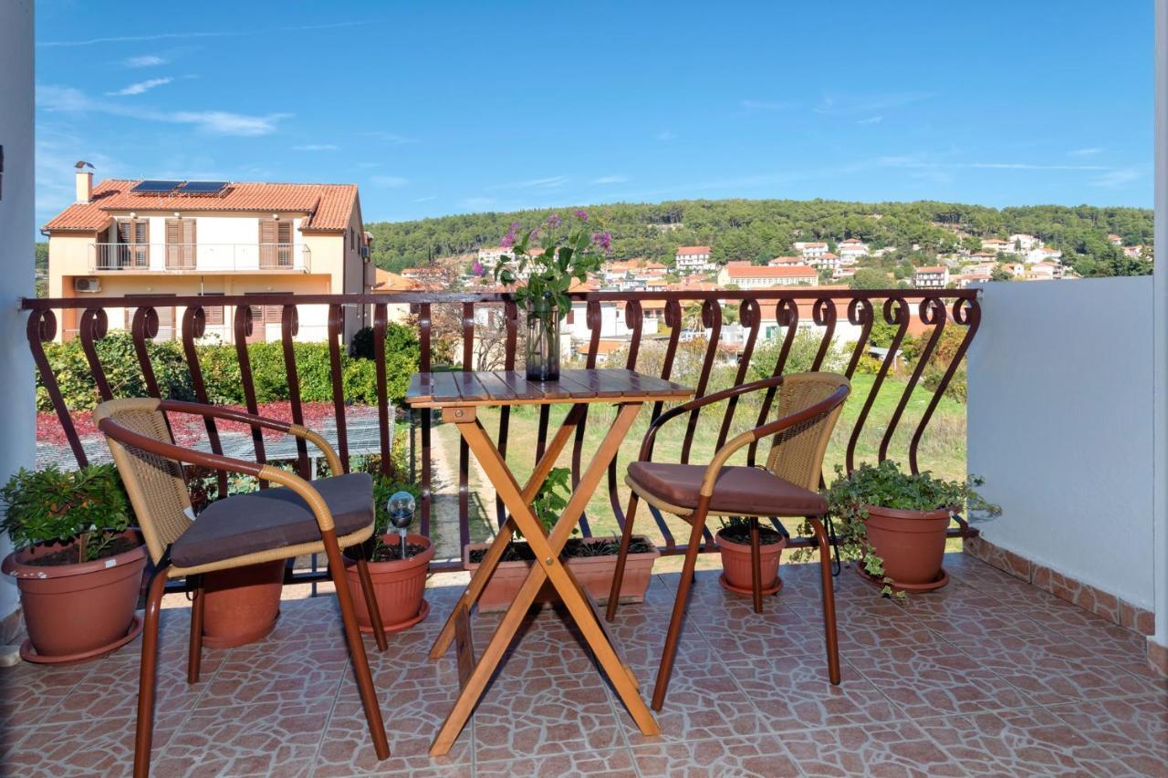 Apartments Draganic Jelsa  Dış mekan fotoğraf
